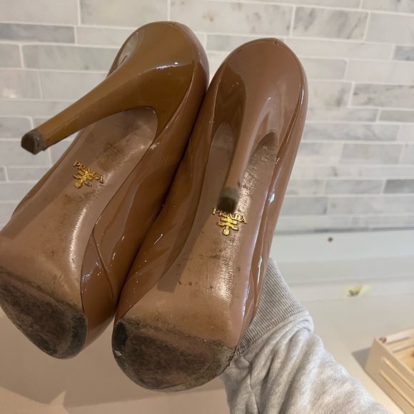Prada patent pumps size 40 - Picture 2 of 7